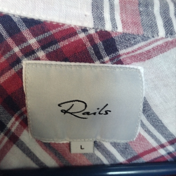 🏷 Rails Women's Top Charli Raspberry Coast White Button Down Shirt - Picture 5 of 14